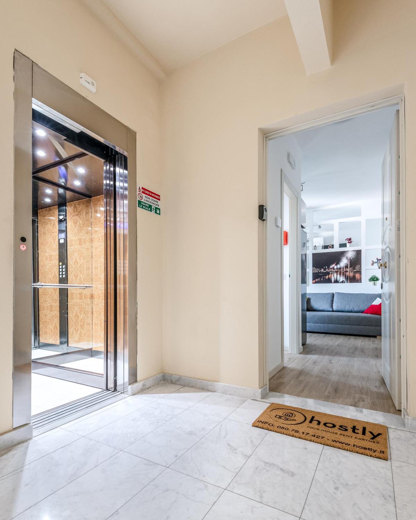Апартаменты Hostly-Giugio'S House-Lungarni And Town Center Пиза Экстерьер фото